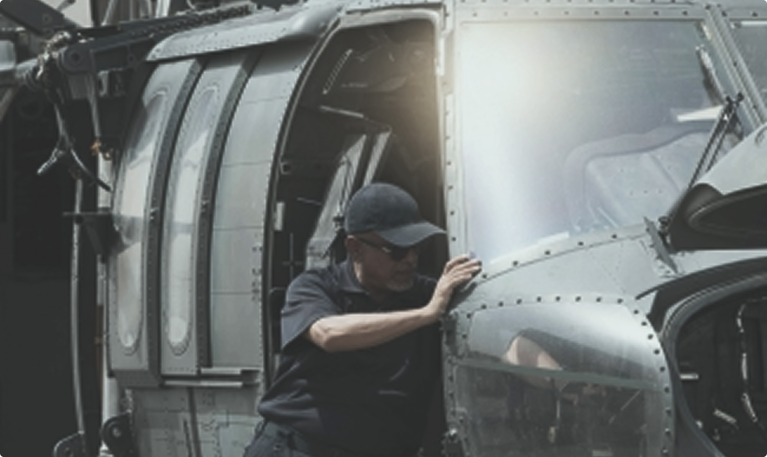 GAL specialist supporting an aviation operation